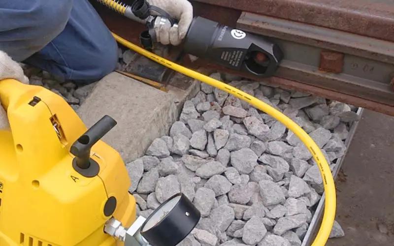 ナットカッター